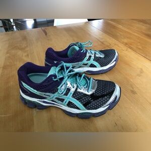 Asics Gel-Cumulus 16 Woman's Sneakers